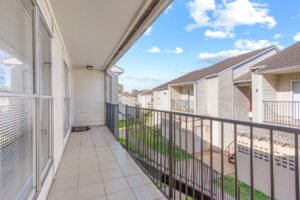 Private patios and balconies available at Falls of Dairy Ashford apartment. Explore our available apartments for rent in houston, TX.